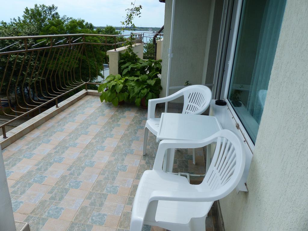 צרבו Sunhouse Rooms מראה חיצוני תמונה