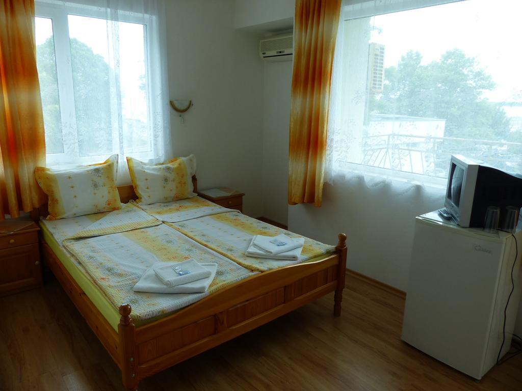 צרבו Sunhouse Rooms מראה חיצוני תמונה